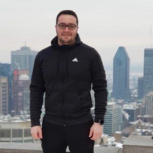 Meet your Posher, Ayman